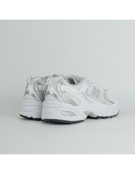 NEW BALANCE 530 WHITE SILVER METALLIC