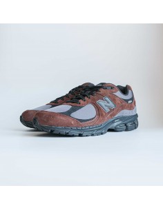 NEW BALANCE 2002 PUMPERNICKEL BLACK 2