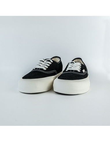 VANS AUTHENTIC VR3 BLACK